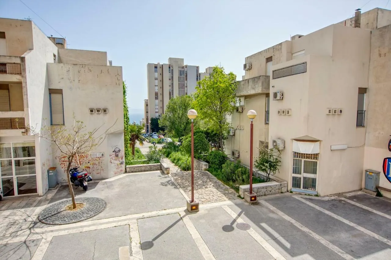 Luxury Apartment Nuneni Σπλιτ