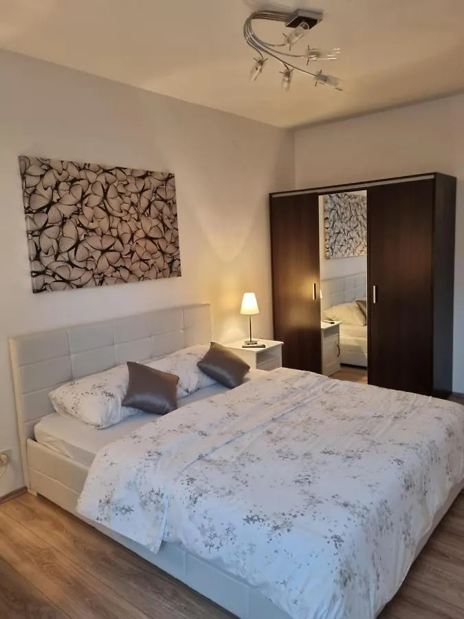 Luxury Apartment Nuneni Split 0*,
