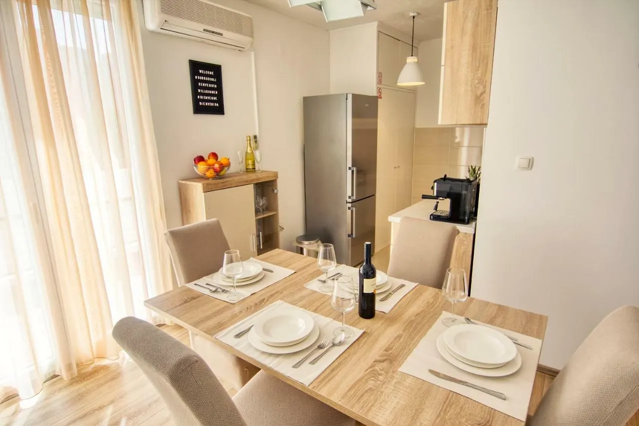 Luxury Apartment Nuneni Split
